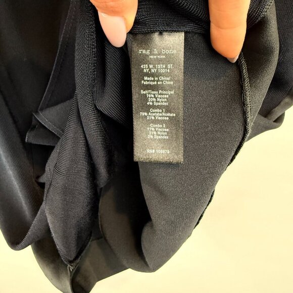 Rag & Bone Sleeveless Keyhole Blouse - Navy Front w/ Black Satin-Like Back - Picture 4 of 7